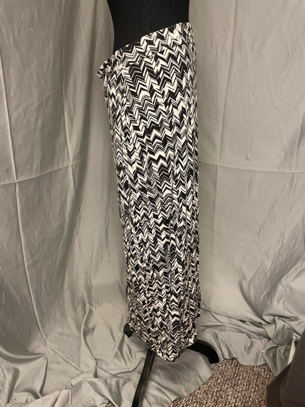 Anthropologie Maeve Black & White Chevron Maxi Skirt - Picture 2 of 9